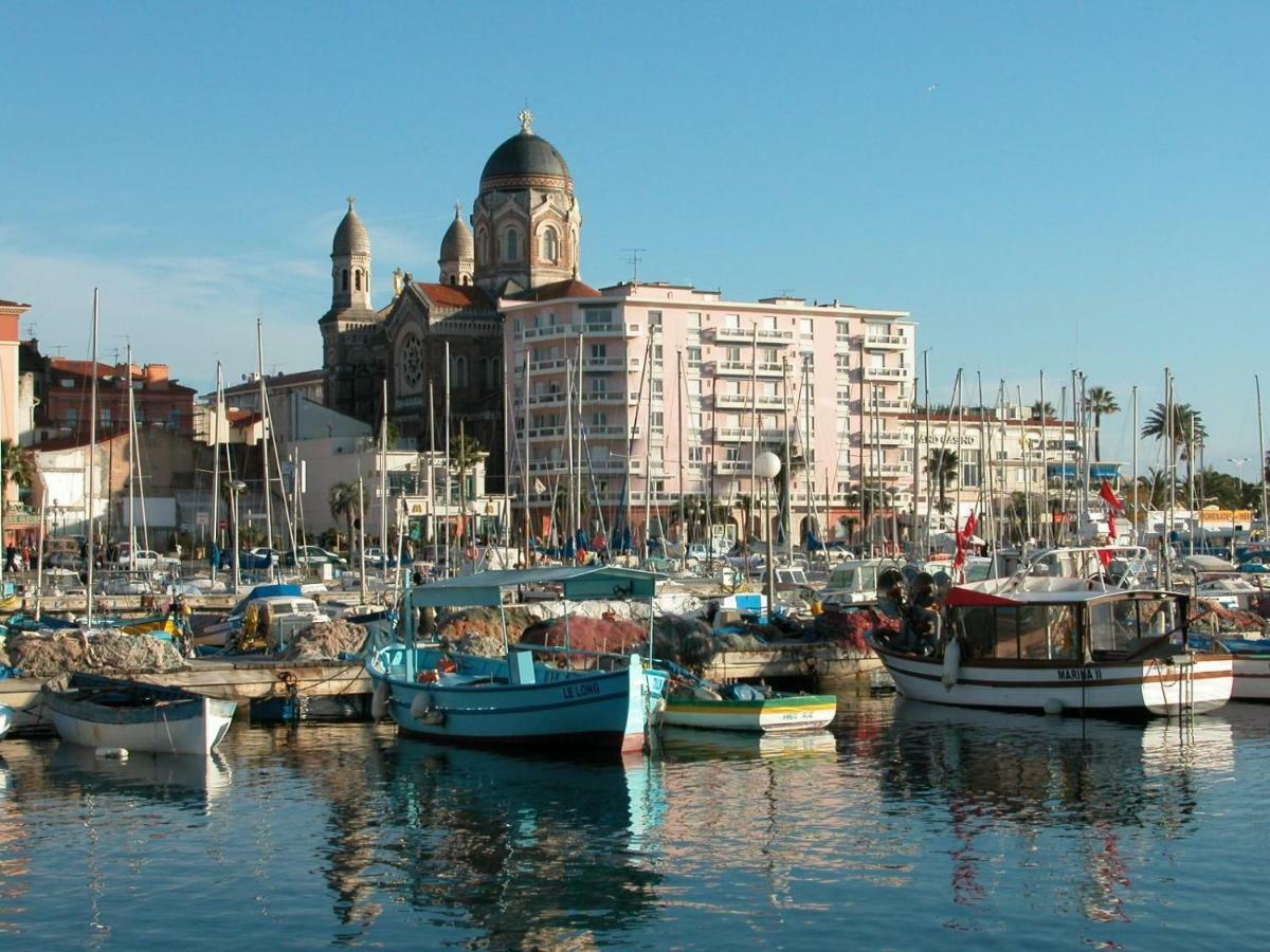 123 Sadi Carnot, Classe 2 Etoiles Saint-Raphaël Dış mekan fotoğraf